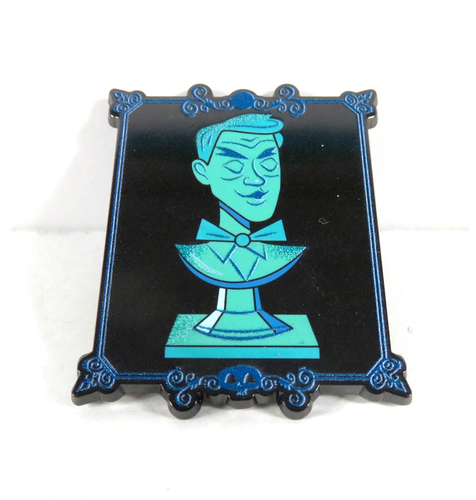 Disney Haunted Mansion 2023 Pin Series Singing Bust #3 Pin
