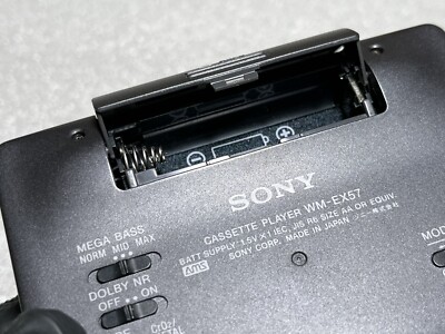 SONY WM-EX5 カセットプレーヤー MEGA BASS SONY カセットウォークマン WM-EX5（紹介編） - YouTube
