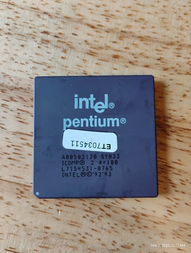INTEL PENTIUM PROCESSOR CPU 120 SY033 P120 A80502120