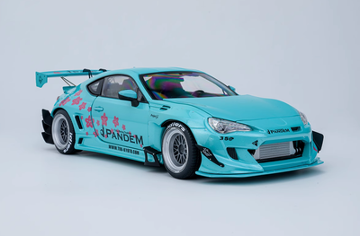 DCN トヨタGT86 パンデムV3 桜 1/18