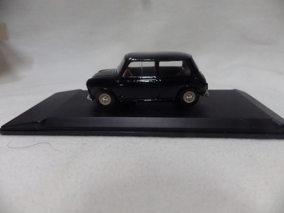 AUSTIN MINI 850 ANNO 1965 CON SCATOLA ELIGOR 1/43 - Immagine 2 di 3