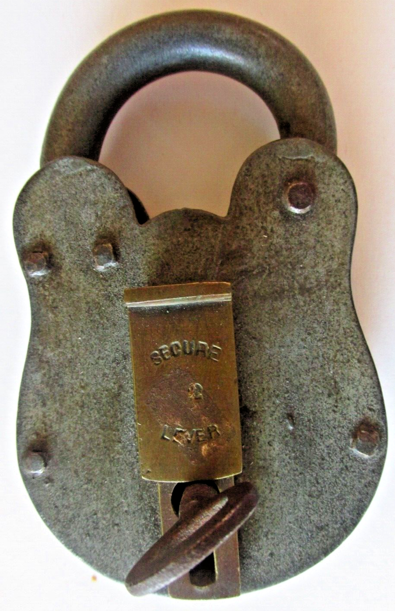 希少古物　錠前 Antique Large Working Padlock w/ Key Secure 2 Lever - app. 4