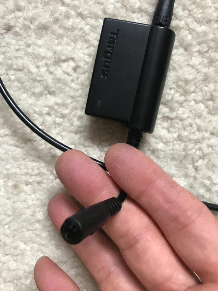 Kensington Wall/Auto/Air Notebook Universal Power Adapter w/ USB Port Tip AD8034 - Image 4 of 4