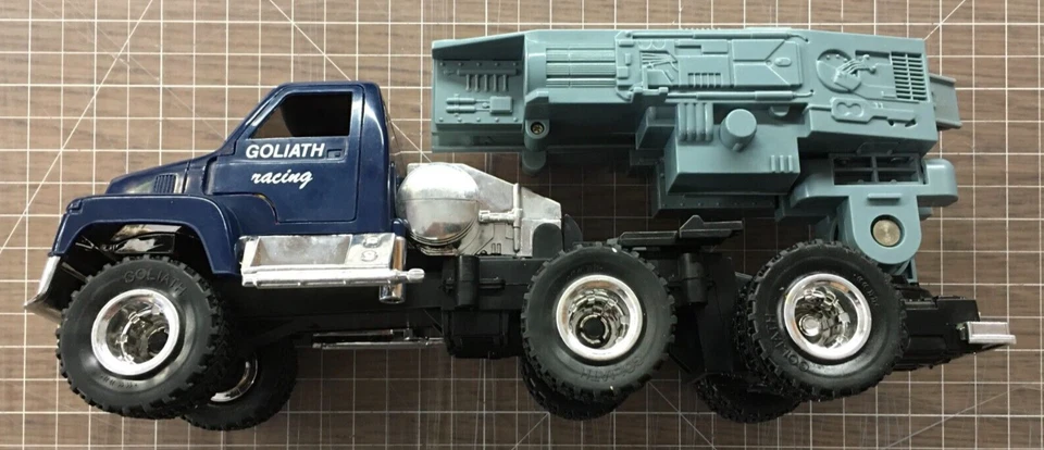 Goliath 1987 M.A.S.K. MASK Vintage Kenner w/ Box, Action Figures & Vehicles - Image 4 of 4