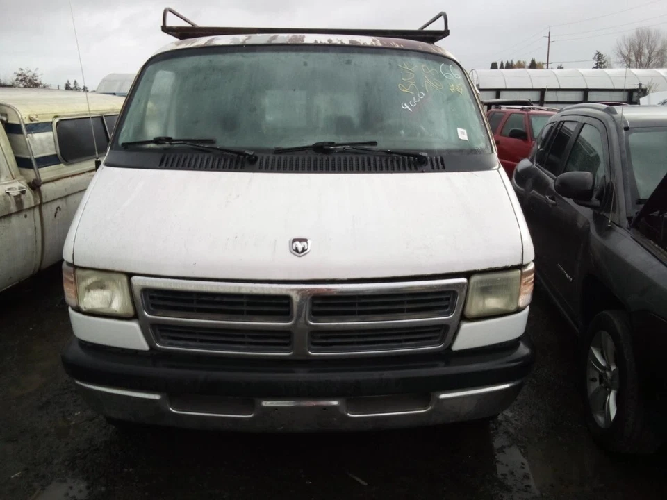 Б/у воздухоочиститель в сборе подходит: 1996 Dodge 2500 фургон класса A - Изображение 2 из 4