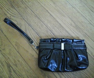rosetti wristlet