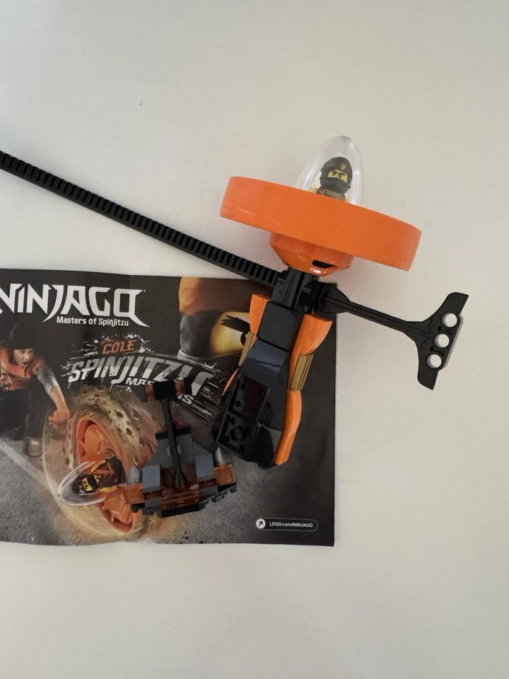 LEGO Ninjago 70637 Cole - Spinjitzu Master, photo 1 of 5