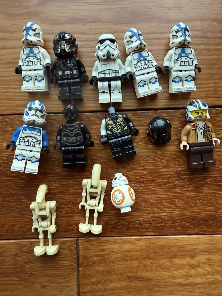 Lote de minifiguras LEGO STAR WARS. 12 minifiguras. (desde 75300, 75297, 75280, +). Foto 2 de 4
