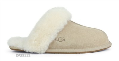 UGG Scuffette II Sand Suede Fur Slippers Womens Size 11 -NIB-