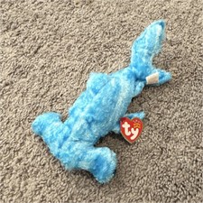 Ty Beanie Babies Hammerhead Shark Plush 2002 Ages 3 and Up 3-11 Years Toy