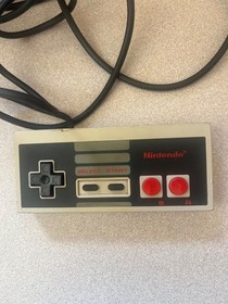 Original Nintendo NES Controller OEM TESTED WORKS NES-004
