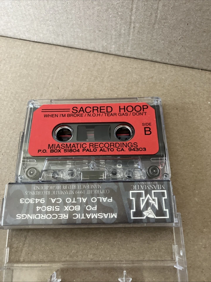 Sacred Hoop “Last Days Of The Hump Hut” Cassette 1999 San Jose Hip Hop Foto 4 de 4