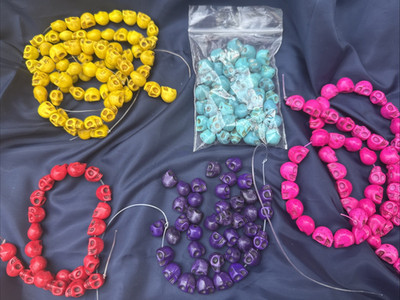 239 Beads 1/2'' Howlite Blue Pink Red Yellow & Purple Skull Stone Beads 13MM