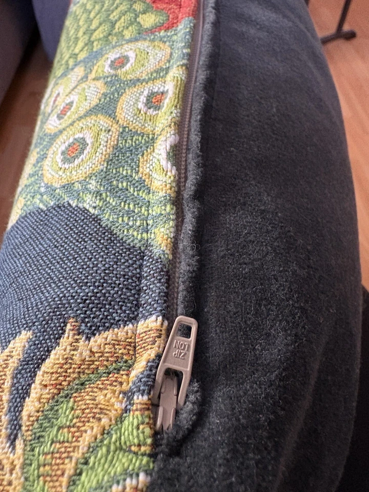 William Morris Vibrant 18x18 Peacock Tapestry Throw Pillow Zip CLEAN European  - Image 4 of 4