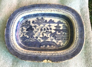 Small Platter Chinese Export Porcelain Canton Blue And White c. 1810s