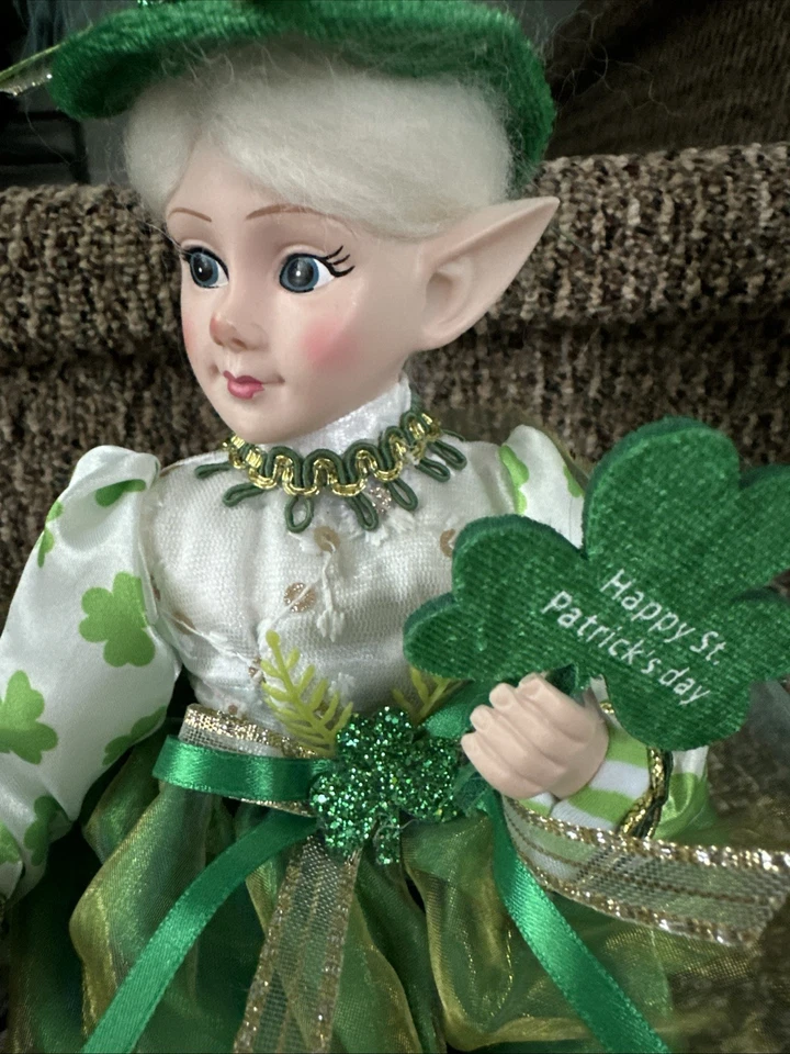 Nova Boneca Novogratz St Pats Day Lucky Irish Twins Elf Shelf Sitter Decoração para Casa 18" - Imagem 2 de 4