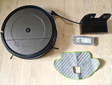 iRobot Roomba Staubsaugerroboter mit Wischfunktion, Ladestation, Filter, Pad