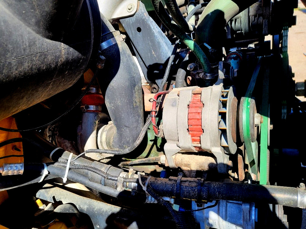 1994 BLUEBIRD/INTERNATIONAL SCHOOL BUS DT-466 NO CDL REQUIRED