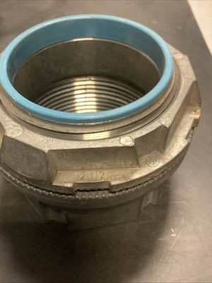 THOMAS & BETTS H250-TB 2-1/2'' BASIC CONDUIT HUB ZINC