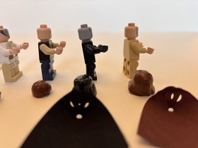 LEGO STAR WARS 7965 MILLENNIUM FALCON 99% COMPLETE WITH FIGURES NO INSTRUCTIONS