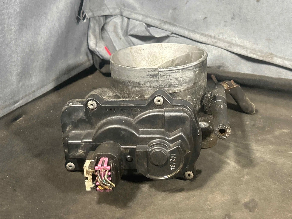 Fits 2003-2007 Chevy Silverado Throttle Body OEM:12570800 Foto 2 de 4