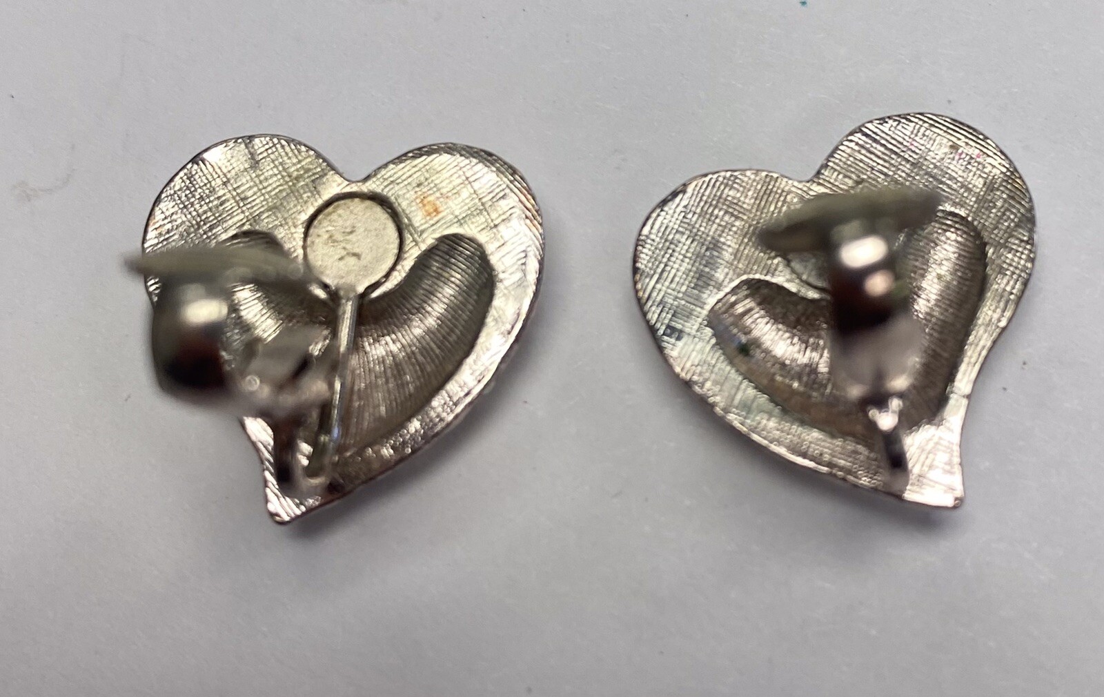 Vintage Hammered Silvertone Heart Shaped Clip Ear… - image 5