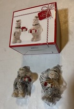 LENOX Happy Holly Days Snowman Sharing Gifts Salt & Pepper Set Shakers 4 In.