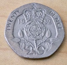 GB UK 1982 Twenty Pence Queen Elizabeth II Coin Free Shipping!