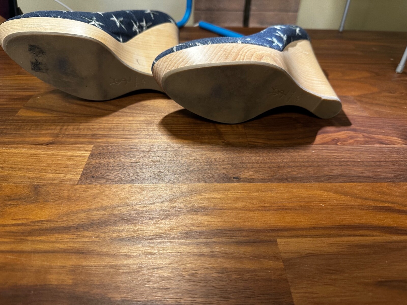 SAINT LAURENT Ysl blu navy con zeppi stampa a stella 40 1 2