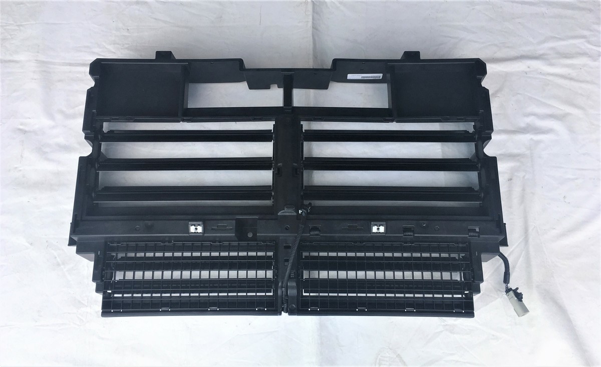 2015-2019 GMC CANYON FRONT GRILLE SHUTTER W/ LOUVERS NEW GM