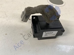 Volvo C70 Mk2 06-10 Vorfacelift Lautsprecher Cross Over Modul 30679575