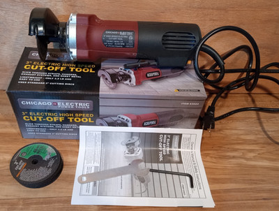 Chicago Electric 3'' High Speed Cut-Off Tool plus 9 Cut-Off Wheels. Excellent