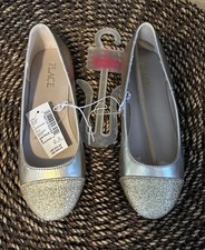 The Children s Place Gold and Glitter Toe Gold Ballet Flats Youth Size 2