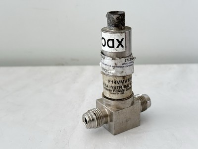Veriflo F14VMV100C3  Pressure Regulator  Data Instruments SM955LPNCS11 Critical