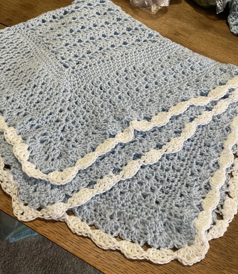 hand crocheted baby blanket-hat-diaper Cover/phone Bag /Made In USA Size0-03 Mo - Image 3 of 4