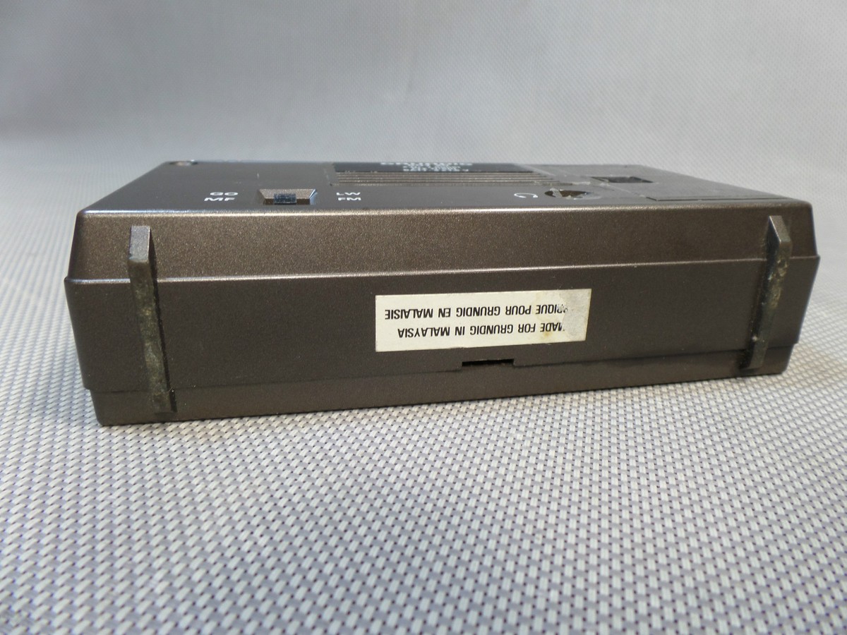 GRUNDIG MUSIK-BOY TRANSISTOR 200 EUR 40,00 - DE