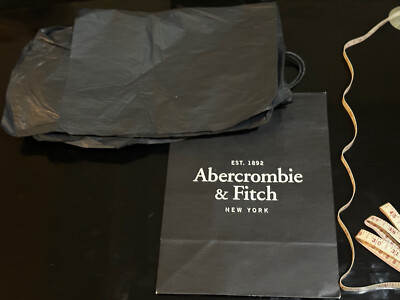 A&F Geschenkpapiertüte mit Verpackungstuchpapier Neu Größe M/R, Farbe Schwarz
