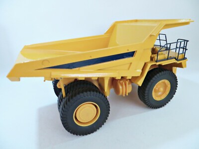 KOMATSU 'HD785 DUMP TRUCK' 1:45. MIB/BOXED. RARE. (SHINSEI). | eBay