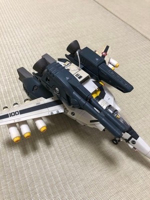 Macross Valkyrie figure