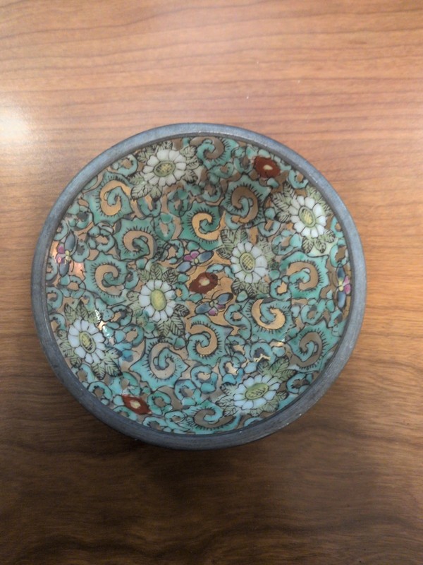 VINTAGE JAPANESE PORCELAIN WARE PEWTER BOWL HAND DECORATED HONG KONG 4.25"x 3/4"