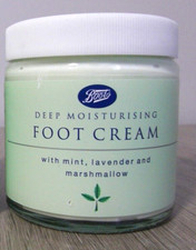 BOOTS DEEP MOISTURISING FOOT CREAM MEDICATED & ANTISEPTIC 100ML
