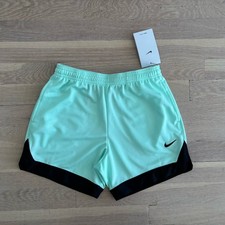 Boys Green Nike Drifit Shorts Size Small NWT