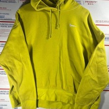 Nike Men's Hoodie Neon Green