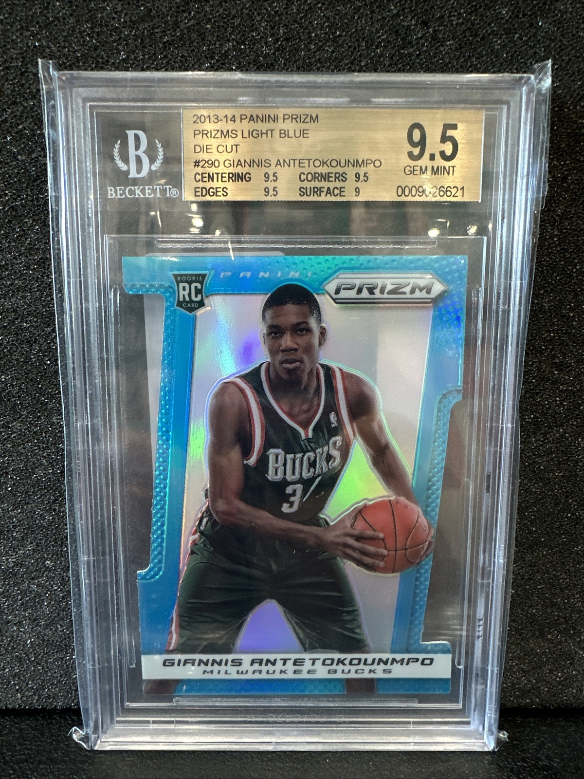 2013-14 Prizm Giannis Antetokounmpo Light Blue 63/199 Rookie RC Die Cut PSA 10