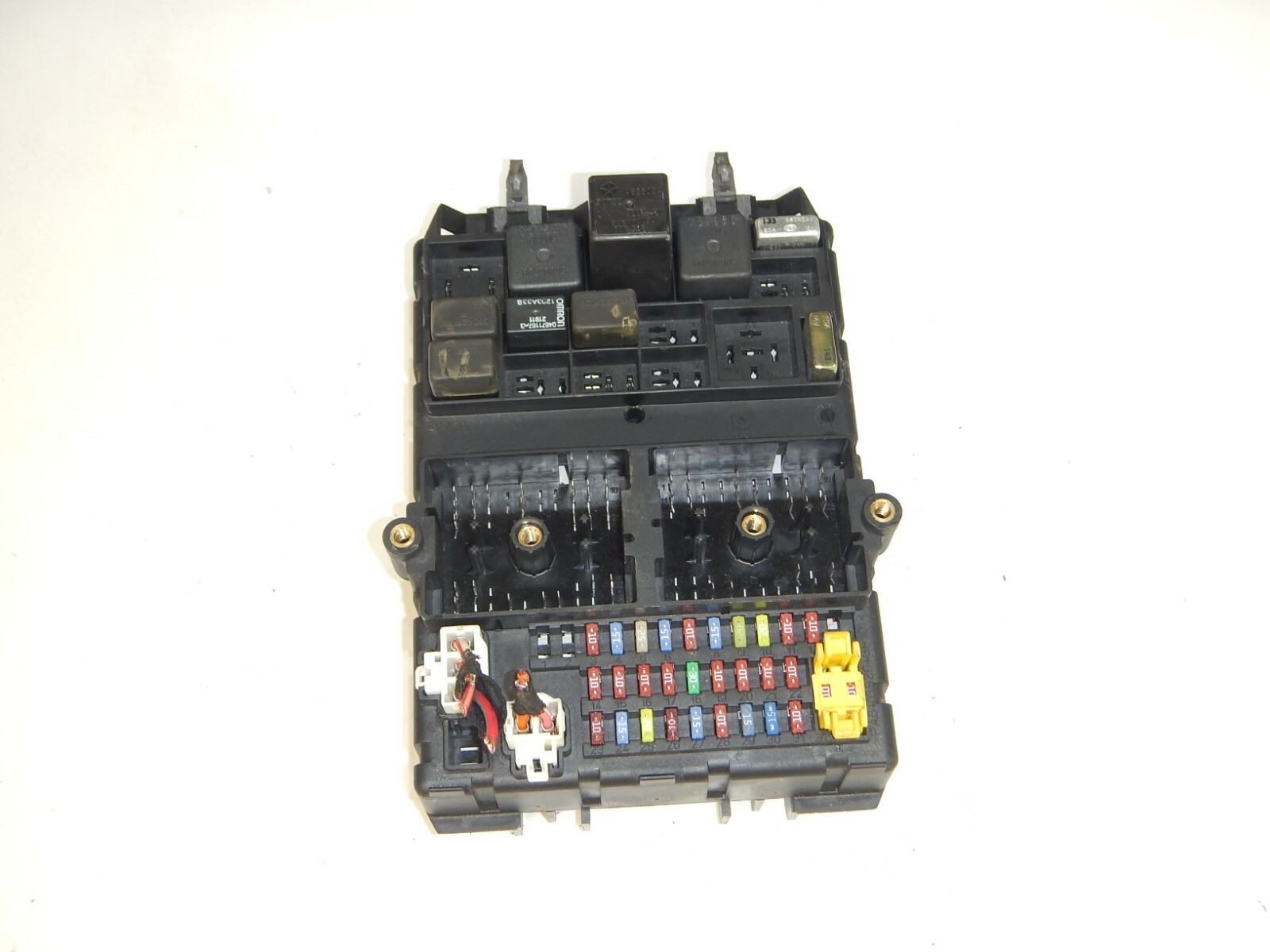 Jeep Grand Cherokee WJ 2004 04 Body Control Module BCM Fuse Box