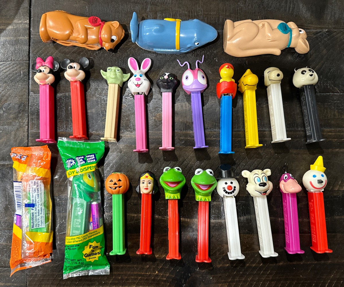 Pez Dispenser Lot - Lot Of 23 Pez - Mickey Minnie Snoopy Kermit