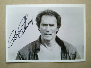 CLINT EASTWOOD original signiert – ca. 13x18cm