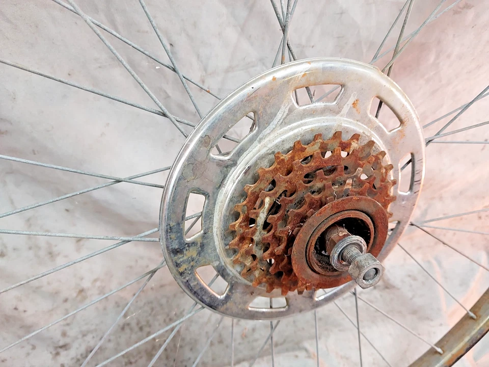 Schwinn Approved Vintage 27" 630ISO Road Bike Wheelset Freewheel 126/100 5 Speed - Image 4 of 4