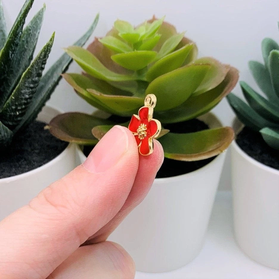 Dijes de flores rojas y doradas, 16x13 mm - Vendedor de EE. UU. Foto 4 de 4