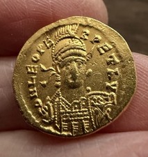 ROMAN. LEO I (457-474 A.D). GOLD SOLIDUS.